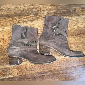 Vince comuto studded booties